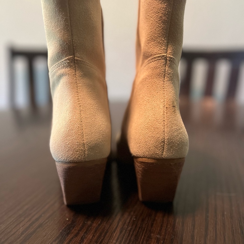 Steve Madden Wolfer Suede Booties - Picture 3 of 3